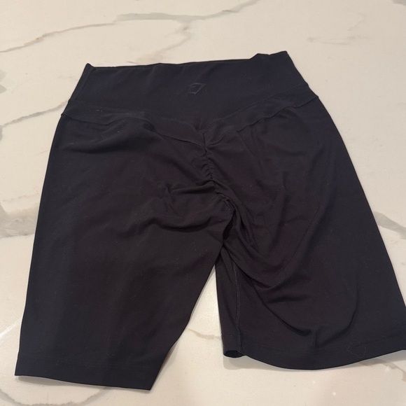 Gymshark Black High-Rise Bike Shorts - Picture 2 of 3